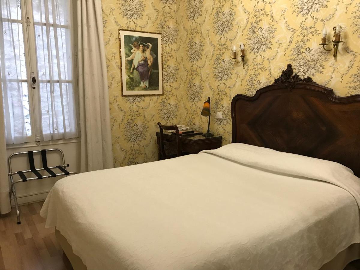 Hotel De L'Abeille Orléans Esterno foto