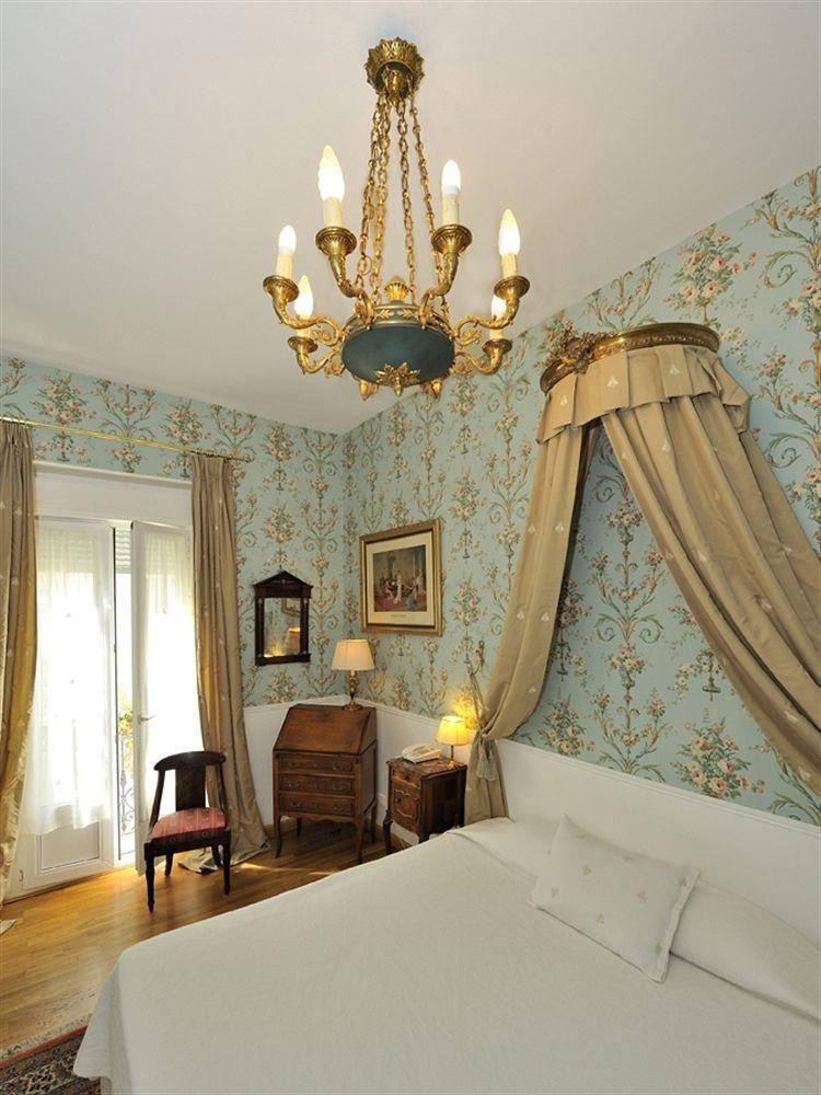 Hotel De L'Abeille Orléans Esterno foto