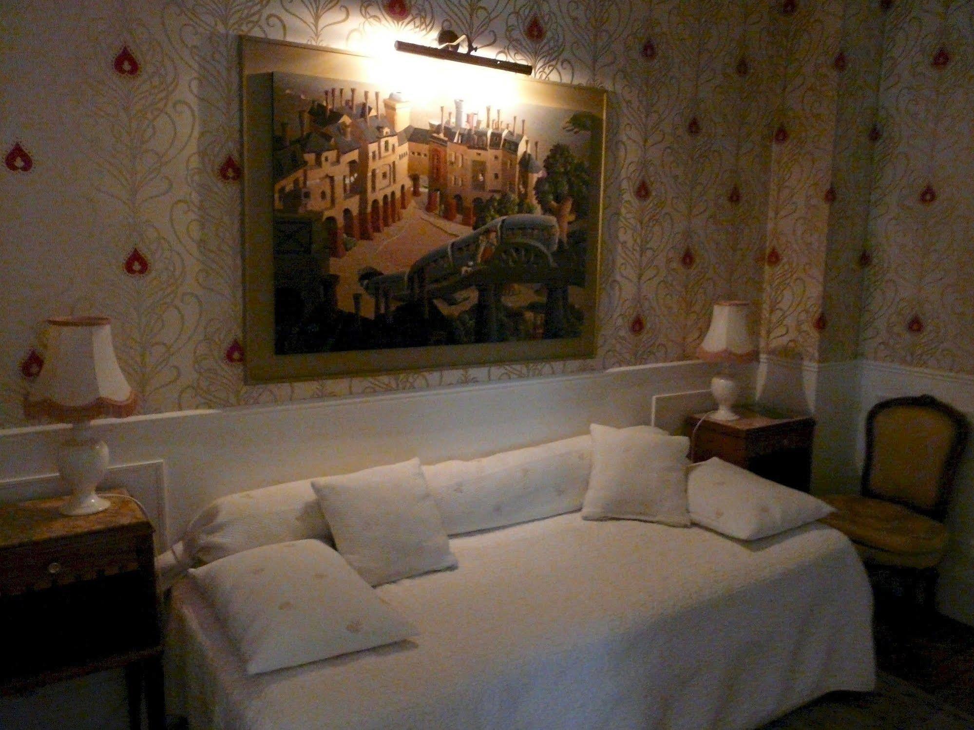 Hotel De L'Abeille Orléans Esterno foto