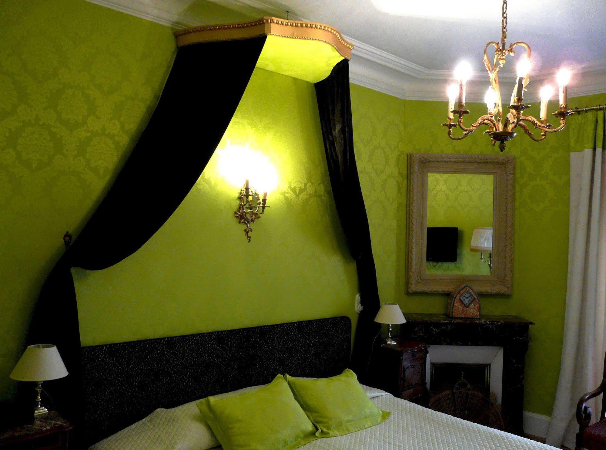 Hotel De L'Abeille Orléans Esterno foto